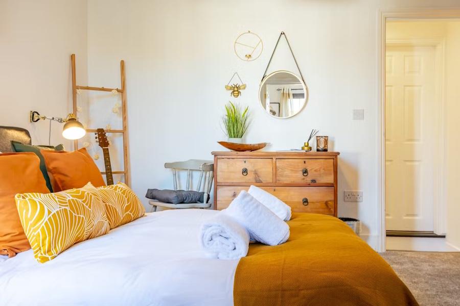 Airbnb turnover cleaning